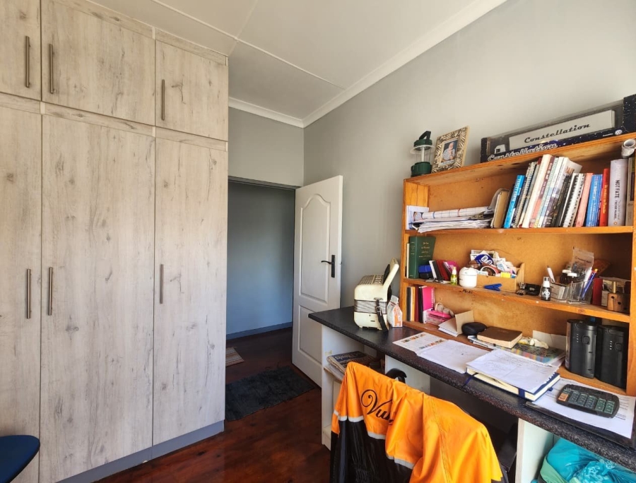 4 Bedroom Property for Sale in Rooi Rivier Rif Western Cape